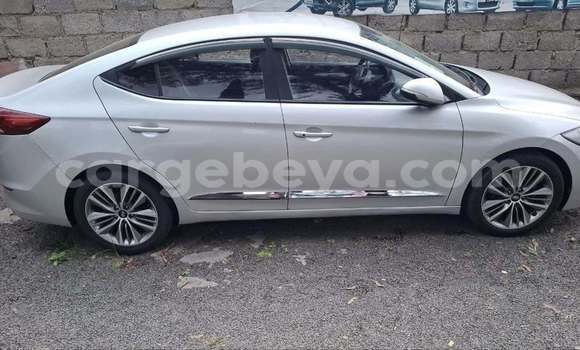 ይግዙ ያገለገለ Hyundai Avante ሌላ መኪና በ አዲስ አበባ በ ኢትዮጵያ ይግዙ ያገለገለ Hyundai Avante ሌላ መኪና በ አዲስ አበባ በ ኢትዮጵያ