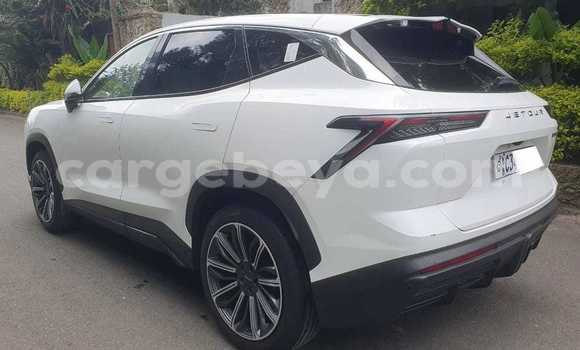 Acheter Occasion Voiture Toyota Camry (Japan) Blanc à Addis Ababa, Ethiopie Acheter Occasion Voiture Toyota Camry (Japan) Blanc à Addis Ababa, Ethiopie