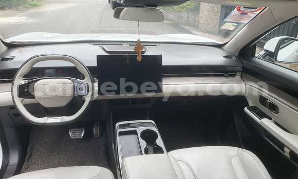 Acheter Occasion Voiture Toyota Camry (Japan) Blanc à Addis Ababa, Ethiopie Acheter Occasion Voiture Toyota Camry (Japan) Blanc à Addis Ababa, Ethiopie