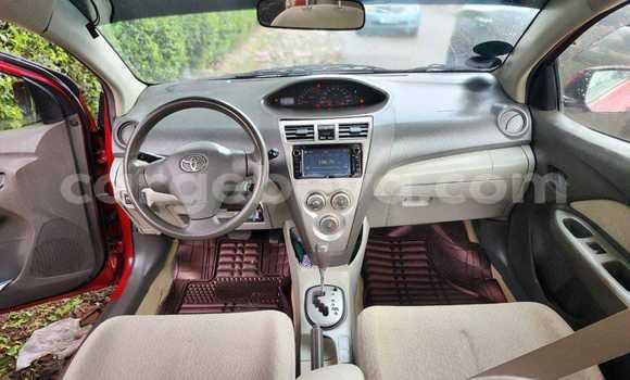 Acheter Occasion Voiture Toyota Yaris Rouge à Addis Ababa, Ethiopie Acheter Occasion Voiture Toyota Yaris Rouge à Addis Ababa, Ethiopie