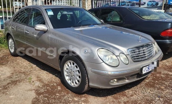 Acheter Occasion Voiture Mercedes-Benz E-Classe Autre à Addis Ababa, Ethiopie Acheter Occasion Voiture Mercedes-Benz E-Classe Autre à Addis Ababa, Ethiopie