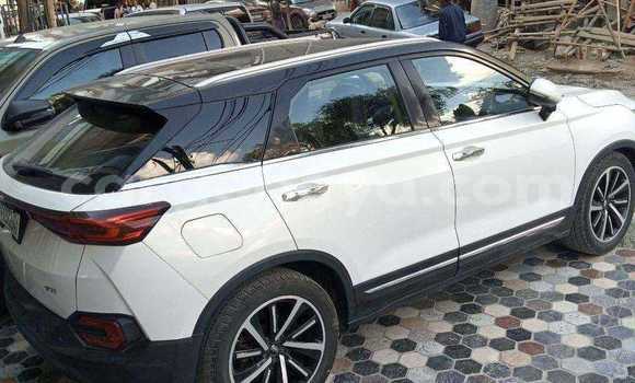 Buy Used FAW Besturn B50 White Car in Addis–Ababa in Ethiopia
