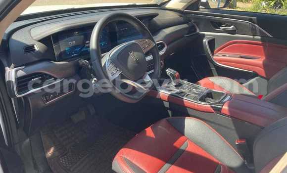 Acheter Occasion Voiture FAW Besturn B50 Blanc à Addis Ababa, Ethiopie Acheter Occasion Voiture FAW Besturn B50 Blanc à Addis Ababa, Ethiopie