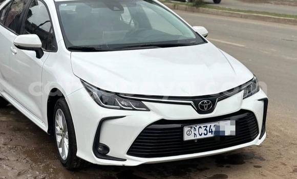 Acheter Occasion Voiture Toyota Corolla Blanc à Addis Ababa, Ethiopie Acheter Occasion Voiture Toyota Corolla Blanc à Addis Ababa, Ethiopie