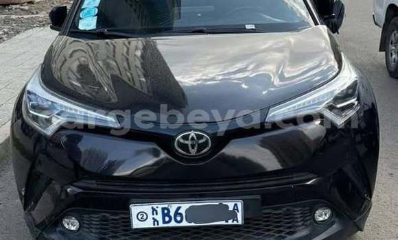 Acheter Occasion Voiture Toyota C-HR Noir à Addis Ababa, Ethiopie Acheter Occasion Voiture Toyota C-HR Noir à Addis Ababa, Ethiopie