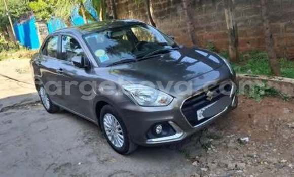 Oofamaa Suzuki Dzire Other Makiinaa iti Addis–Ababa keessatti Ethiopia keessatti