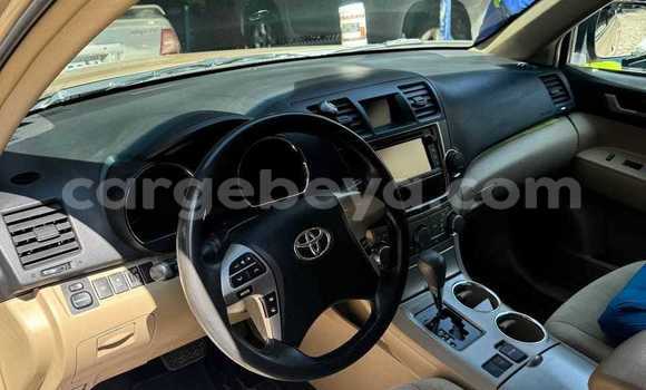Buy Used Toyota Highlander Other Car in Addis–Ababa in Ethiopia Buy Used Toyota Highlander Other Car in Addis–Ababa in Ethiopia