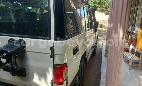 Buy Used Toyota Land Cruiser White Car in Addis–Ababa in Ethiopia Buy Used Toyota Land Cruiser White Car in Addis–Ababa in Ethiopia