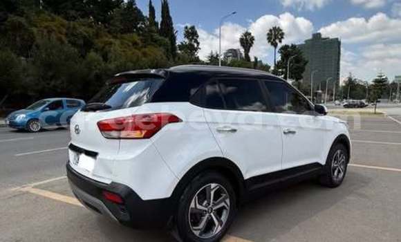 Buy Used Hyundai Creta White Car in Addis–Ababa in Ethiopia