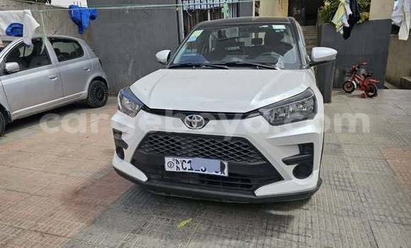 ይግዙ ያገለገለ Toyota Ractis ሌላ መኪና በ አዲስ አበባ በ ኢትዮጵያ ይግዙ ያገለገለ Toyota Ractis ሌላ መኪና በ አዲስ አበባ በ ኢትዮጵያ