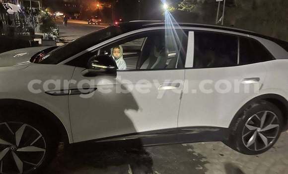 ይግዙ ያገለገለ Volkswagen Caddy ሌላ መኪና በ አዲስ አበባ በ ኢትዮጵያ ይግዙ ያገለገለ Volkswagen Caddy ሌላ መኪና በ አዲስ አበባ በ ኢትዮጵያ