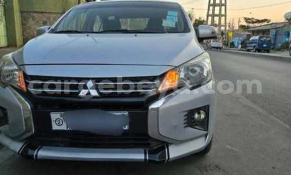 ይግዙ ያገለገለ Mitsubishi Attrage ሌላ መኪና በ አዲስ አበባ በ ኢትዮጵያ ይግዙ ያገለገለ Mitsubishi Attrage ሌላ መኪና በ አዲስ አበባ በ ኢትዮጵያ