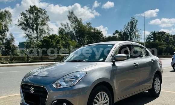 ይግዙ ያገለገለ Suzuki Dzire ሌላ መኪና በ አዲስ አበባ በ ኢትዮጵያ ይግዙ ያገለገለ Suzuki Dzire ሌላ መኪና በ አዲስ አበባ በ ኢትዮጵያ