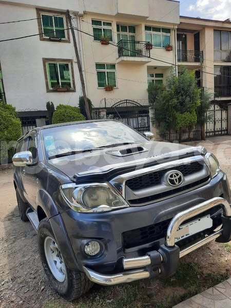 Big with watermark toyota hilux ethiopia addis ababa 12116
