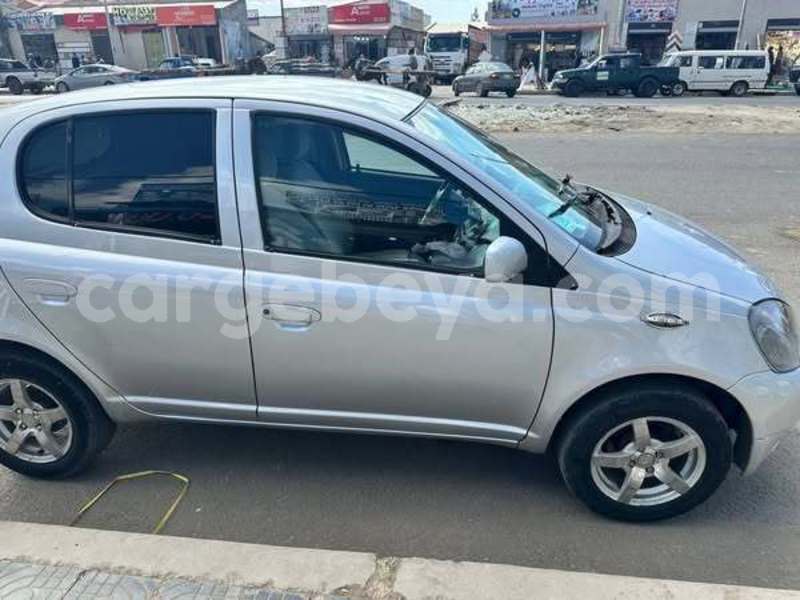 Big with watermark toyota vitz ethiopia addis ababa 12121