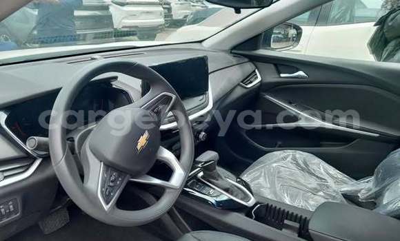 Oofamaa Chevrolet Metro Other Makiinaa iti Addis–Ababa keessatti Ethiopia keessatti Oofamaa Chevrolet Metro Other Makiinaa iti Addis–Ababa keessatti Ethiopia keessatti