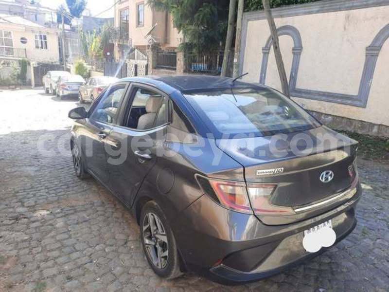 Big with watermark hyundai grandeur ethiopia addis ababa 12132