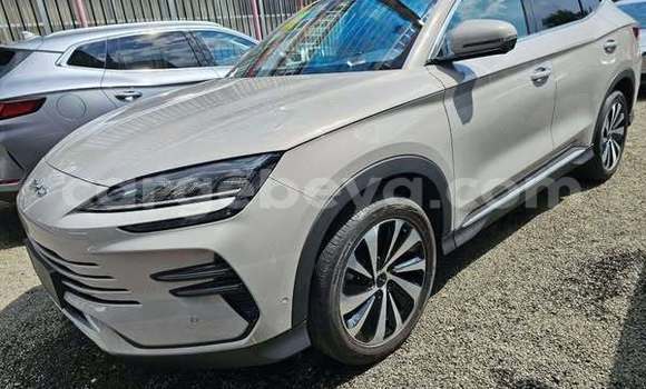 Buy Used BYD S6 Other Car in Addis–Ababa in Ethiopia Buy Used BYD S6 Other Car in Addis–Ababa in Ethiopia