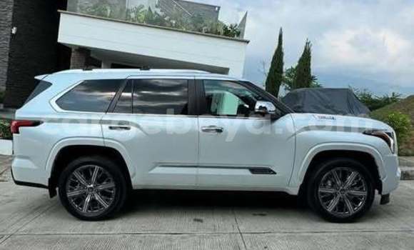 Buy Used Toyota Sequoia Other Car in Addis–Ababa in Ethiopia Buy Used Toyota Sequoia Other Car in Addis–Ababa in Ethiopia