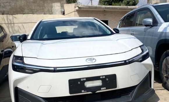 Buy Used Toyota bB White Car in Addis–Ababa in Ethiopia Buy Used Toyota bB White Car in Addis–Ababa in Ethiopia