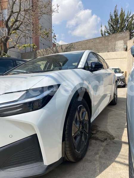 Big with watermark toyota bb ethiopia addis ababa 12150