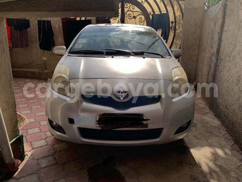 Big with watermark toyota comfort ethiopia addis ababa 12159