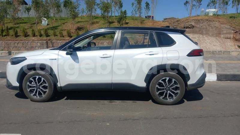 Big with watermark toyota fj cruiser ethiopia addis ababa 12173