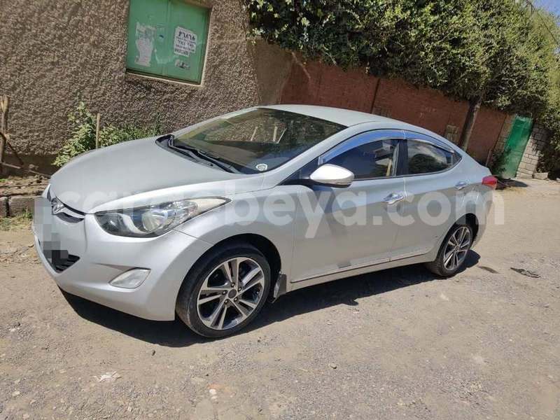 Big with watermark hyundai elantra ethiopia addis ababa 12174