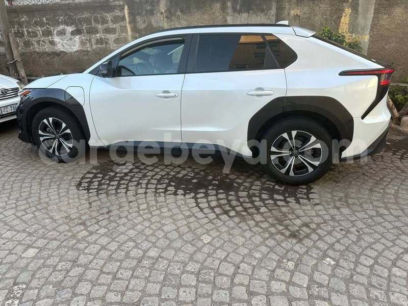 Big with watermark toyota caldina ethiopia addis ababa 12175