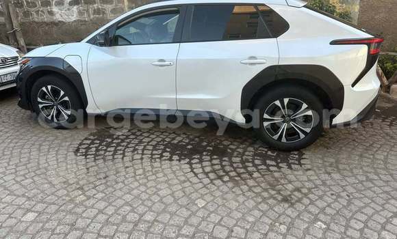 Buy Used Toyota Caldina White Car in Addis–Ababa in Ethiopia Buy Used Toyota Caldina White Car in Addis–Ababa in Ethiopia