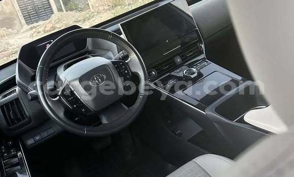 Buy Used Toyota Caldina White Car in Addis–Ababa in Ethiopia Buy Used Toyota Caldina White Car in Addis–Ababa in Ethiopia