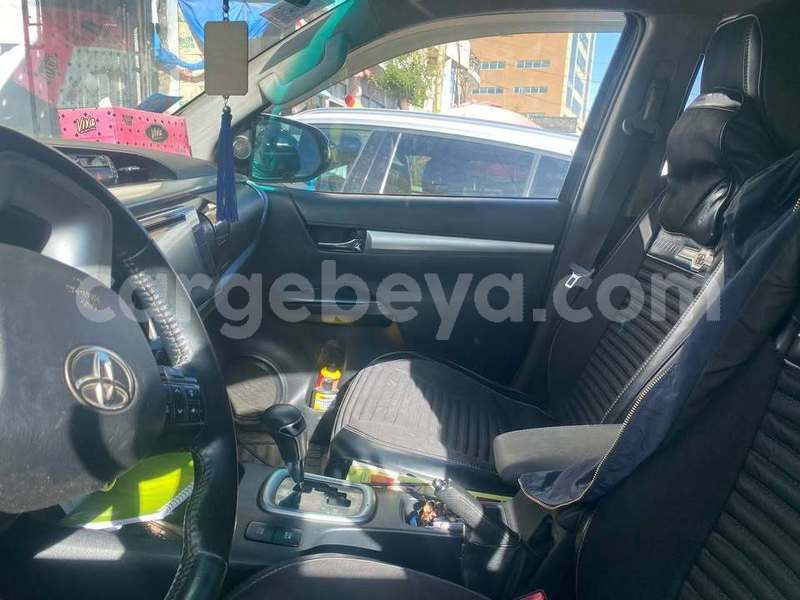 Big with watermark toyota hilux ethiopia addis ababa 12176