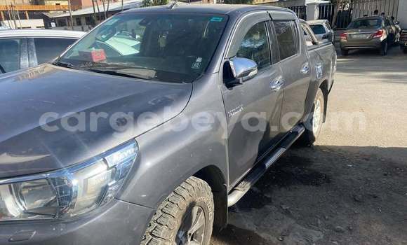 Buy Used Toyota Hilux Black Car in Addis–Ababa in Ethiopia Buy Used Toyota Hilux Black Car in Addis–Ababa in Ethiopia
