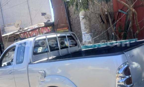 Buy Used Toyota Hilux Other Car in Addis–Ababa in Ethiopia Buy Used Toyota Hilux Other Car in Addis–Ababa in Ethiopia