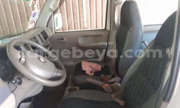 Buy Used Suzuki Every White Car in Addis–Ababa in Ethiopia Buy Used Suzuki Every White Car in Addis–Ababa in Ethiopia