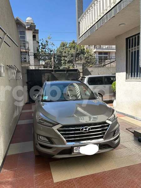 Big with watermark hyundai tucson ethiopia addis ababa 12184