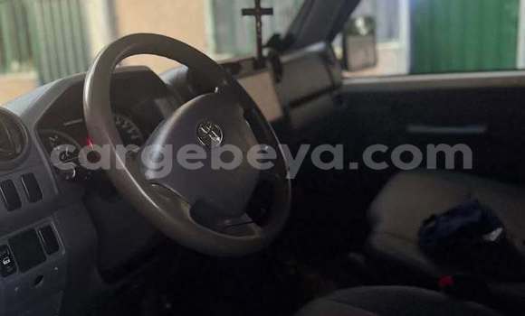 Buy Used Toyota Mark II Other Car in Addis–Ababa in Ethiopia Buy Used Toyota Mark II Other Car in Addis–Ababa in Ethiopia