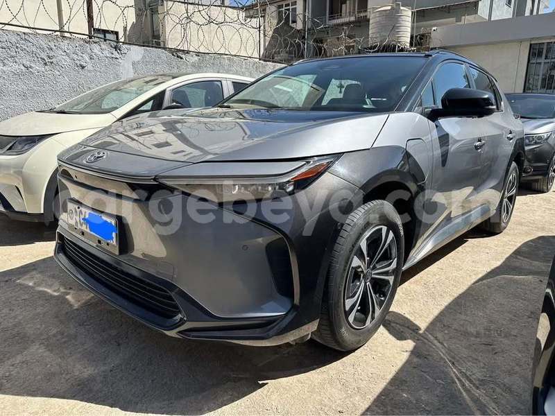 Big with watermark toyota bb ethiopia addis ababa 12203