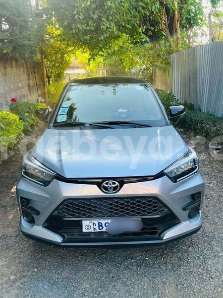 Big with watermark toyota ractis ethiopia addis ababa 12208