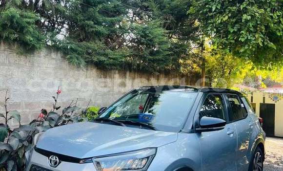 Buy Used Toyota Ractis White Car in Addis–Ababa in Ethiopia Buy Used Toyota Ractis White Car in Addis–Ababa in Ethiopia