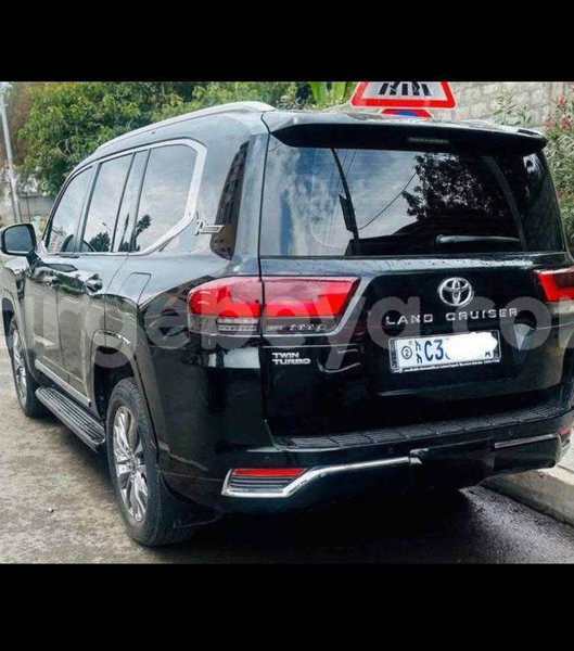 Big with watermark toyota land cruiser ethiopia addis ababa 12210
