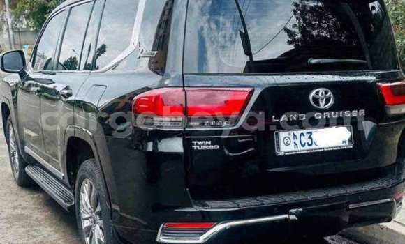Buy Used Toyota Land Cruiser Black Car in Addis–Ababa in Ethiopia Buy Used Toyota Land Cruiser Black Car in Addis–Ababa in Ethiopia