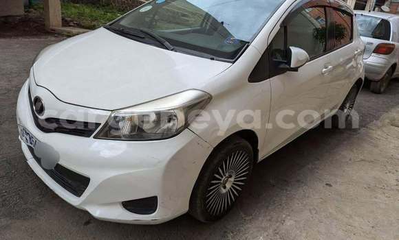 Buy Used Toyota Yaris White Car in Addis–Ababa in Ethiopia