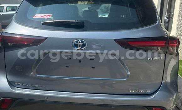 Buy Used Toyota Highlander Other Car in Addis–Ababa in Ethiopia Buy Used Toyota Highlander Other Car in Addis–Ababa in Ethiopia
