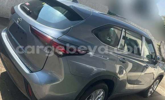 Buy Used Toyota Highlander Other Car in Addis–Ababa in Ethiopia Buy Used Toyota Highlander Other Car in Addis–Ababa in Ethiopia
