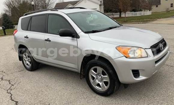 Buy Used Toyota RAV4 Silver Car in Addis–Ababa in Ethiopia Buy Used Toyota RAV4 Silver Car in Addis–Ababa in Ethiopia