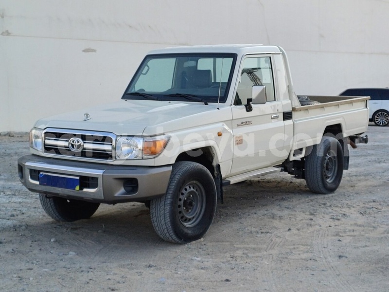 Big with watermark toyota land cruiser ethiopia addis ababa 12258