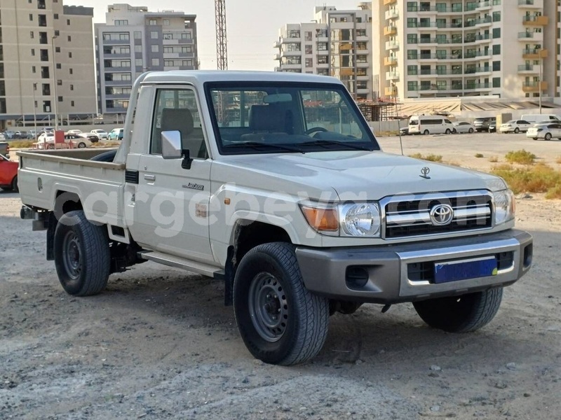 Big with watermark toyota land cruiser ethiopia addis ababa 12258