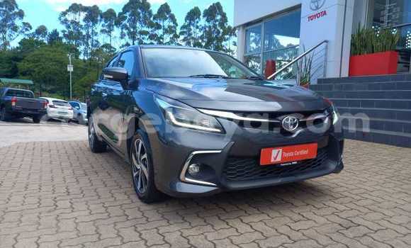 ይግዙ ያገለገለ Toyota Starlet ሰማያዊ መኪና በ አዲስ አበባ በ ኢትዮጵያ