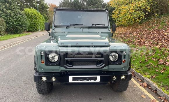 Buy Used Land Rover Defender Green Car in Addis–Ababa in Ethiopia Buy Used Land Rover Defender Green Car in Addis–Ababa in Ethiopia